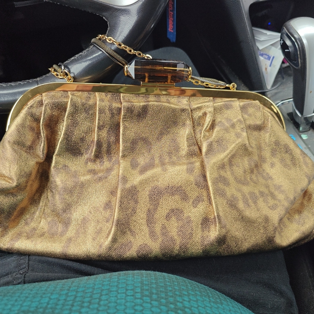 Handbag - Picture 3 of 10